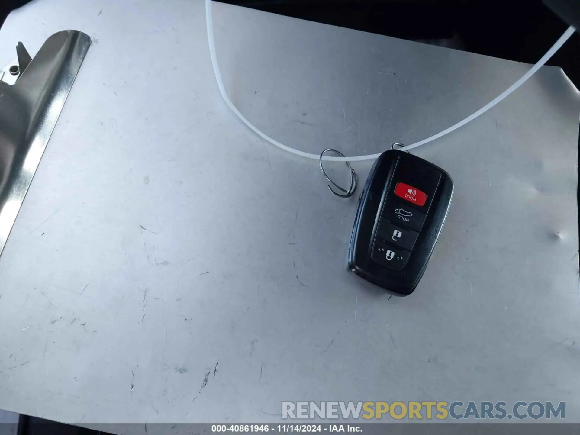 11 Photograph of a damaged car 2T3J1RFV1KC029354 TOYOTA RAV4 2019