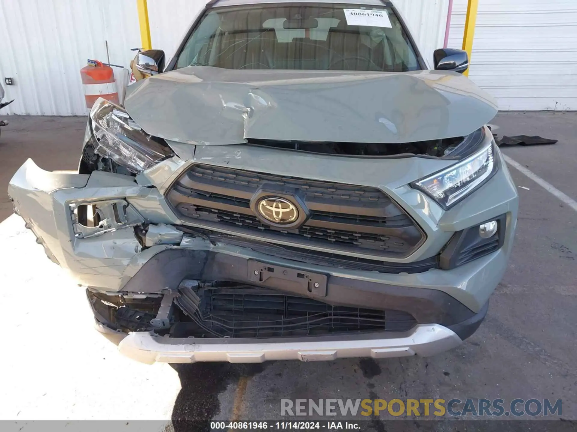 6 Photograph of a damaged car 2T3J1RFV1KC029354 TOYOTA RAV4 2019