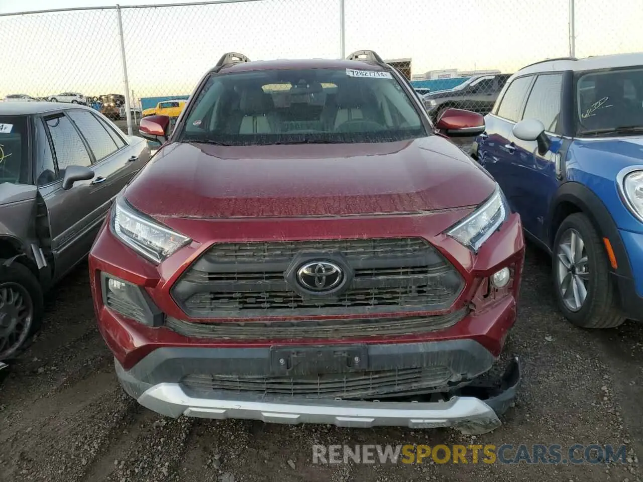 5 Photograph of a damaged car 2T3J1RFV1KW012682 TOYOTA RAV4 2019