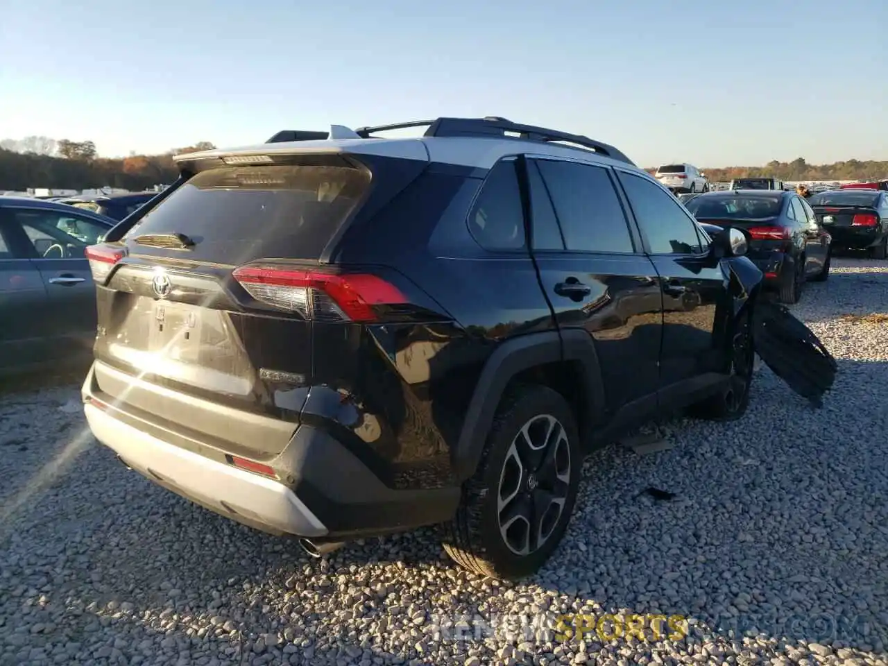 4 Photograph of a damaged car 2T3J1RFV1KW012777 TOYOTA RAV4 2019