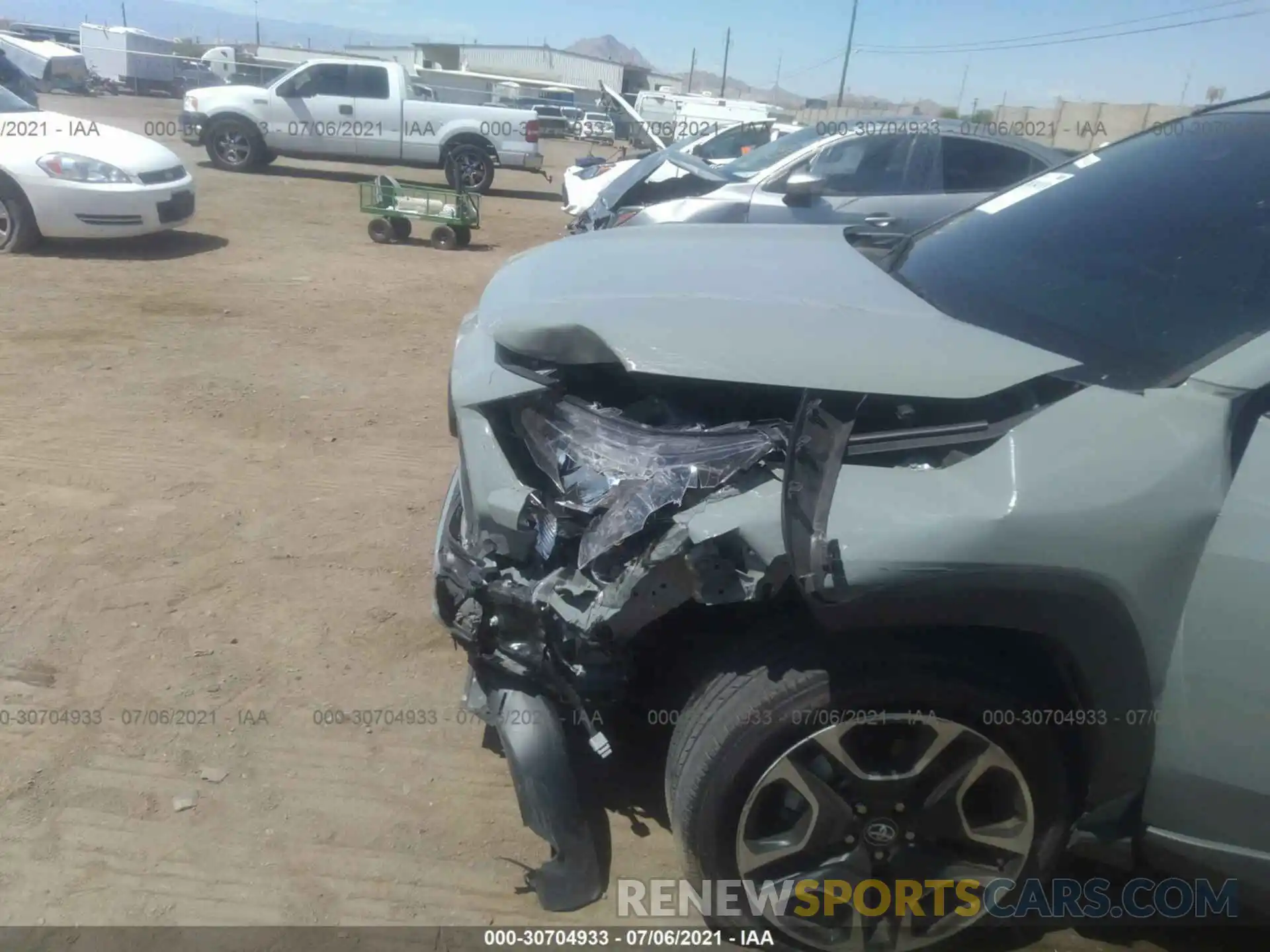 6 Photograph of a damaged car 2T3J1RFV1KW017414 TOYOTA RAV4 2019