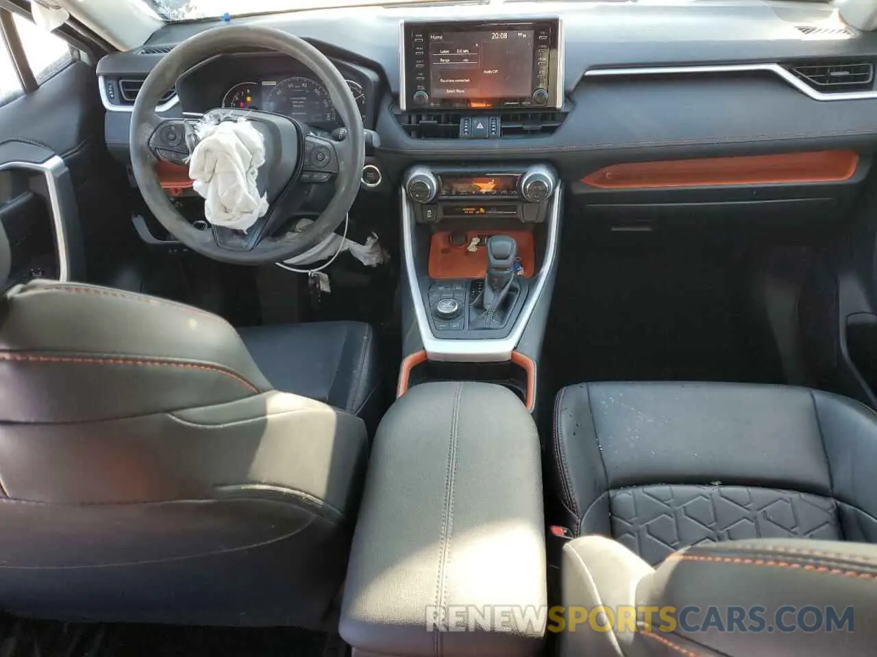 8 Photograph of a damaged car 2T3J1RFV2KC040010 TOYOTA RAV4 2019