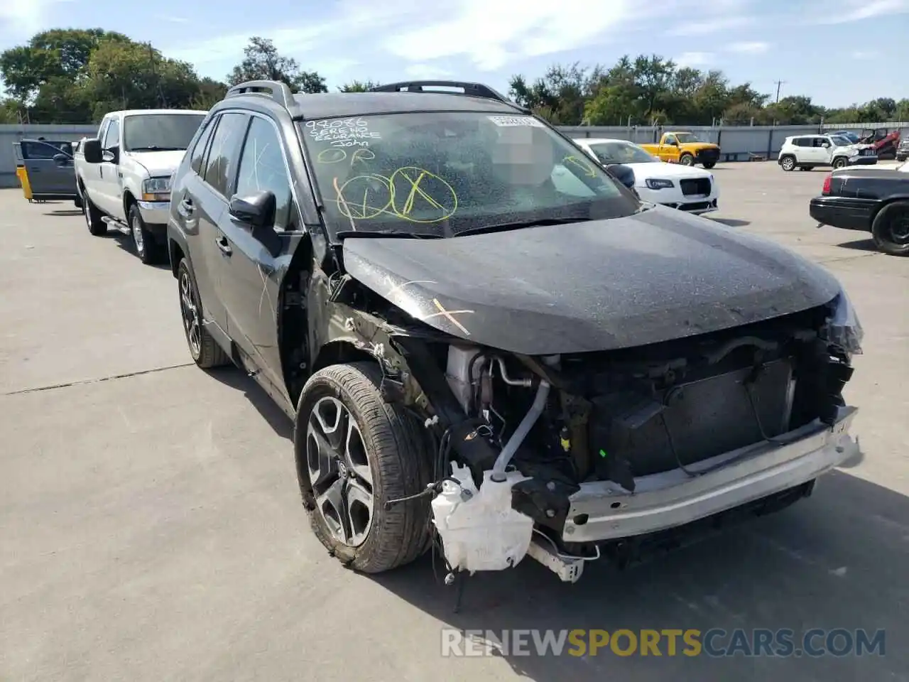 1 Photograph of a damaged car 2T3J1RFV2KW051538 TOYOTA RAV4 2019