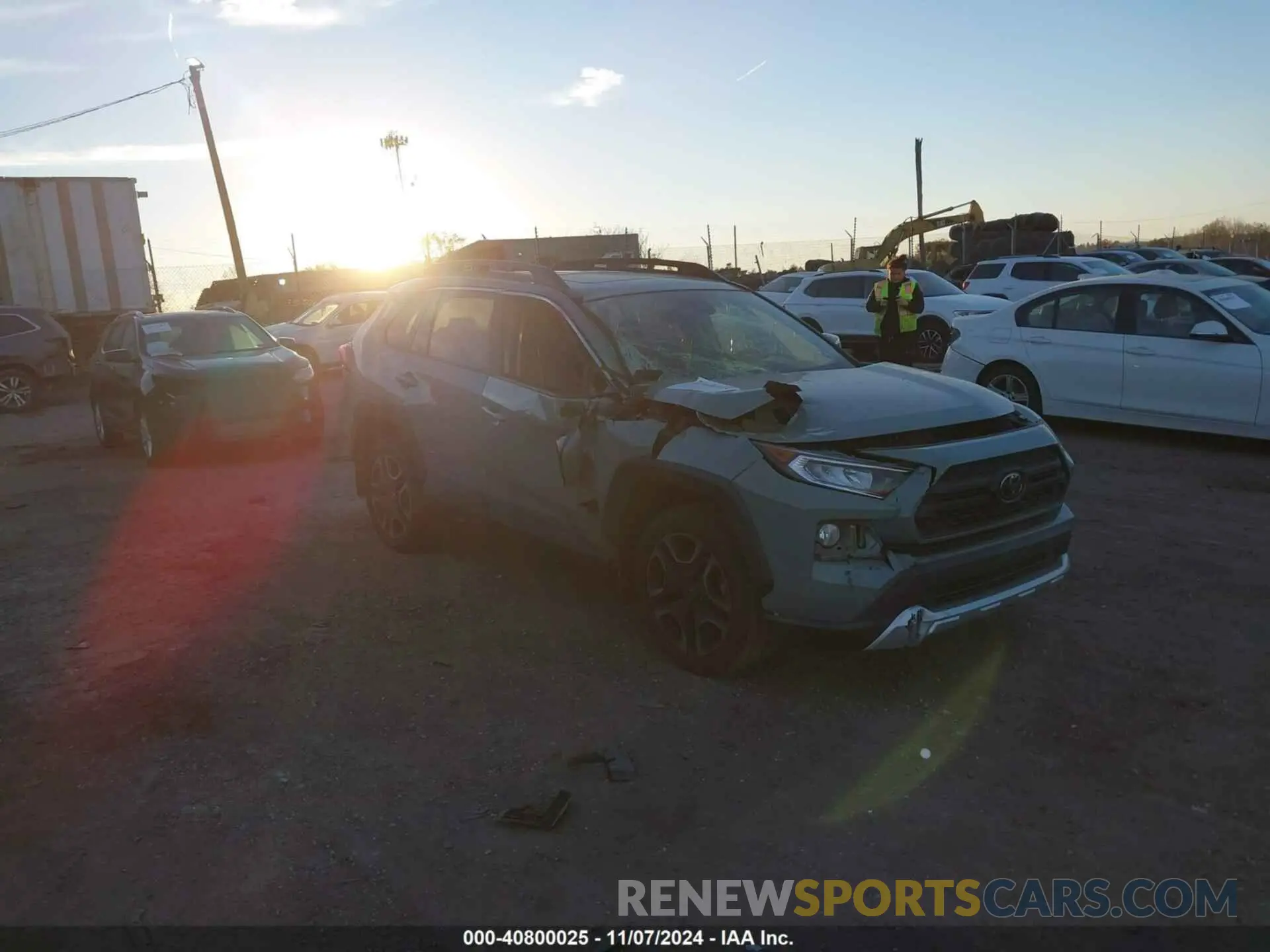 1 Photograph of a damaged car 2T3J1RFV2KW061311 TOYOTA RAV4 2019