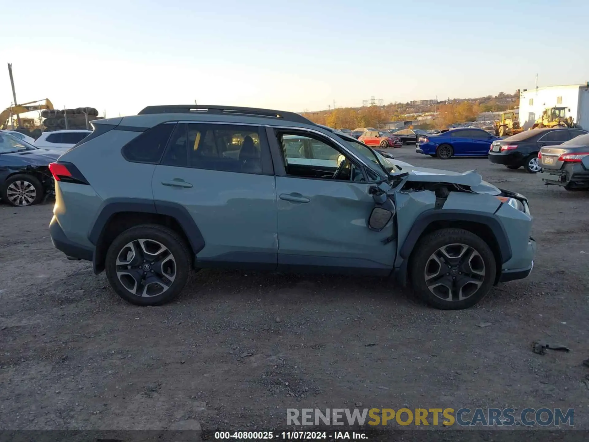 14 Photograph of a damaged car 2T3J1RFV2KW061311 TOYOTA RAV4 2019