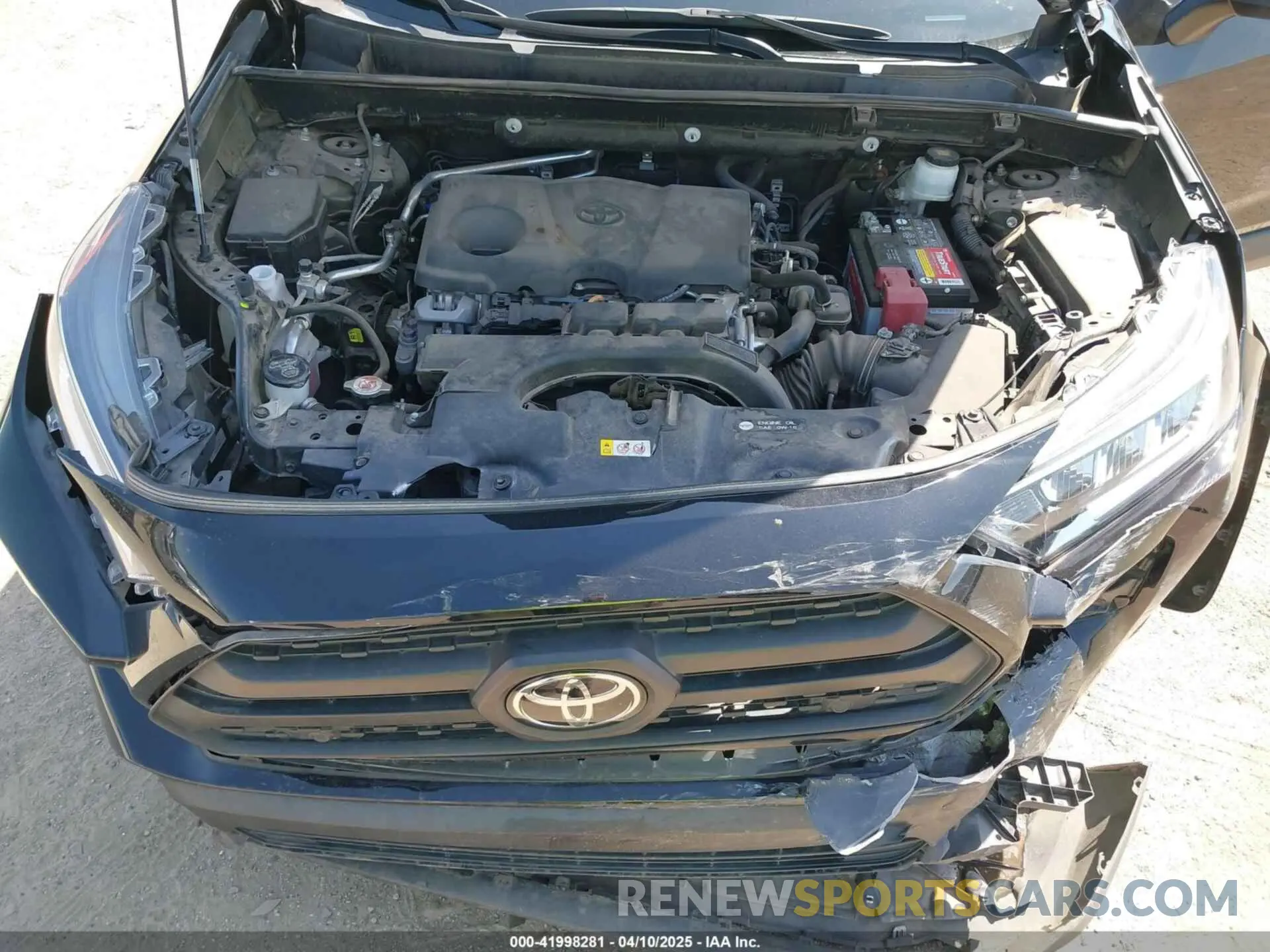 10 Photograph of a damaged car 2T3J1RFV3KW001716 TOYOTA RAV4 2019