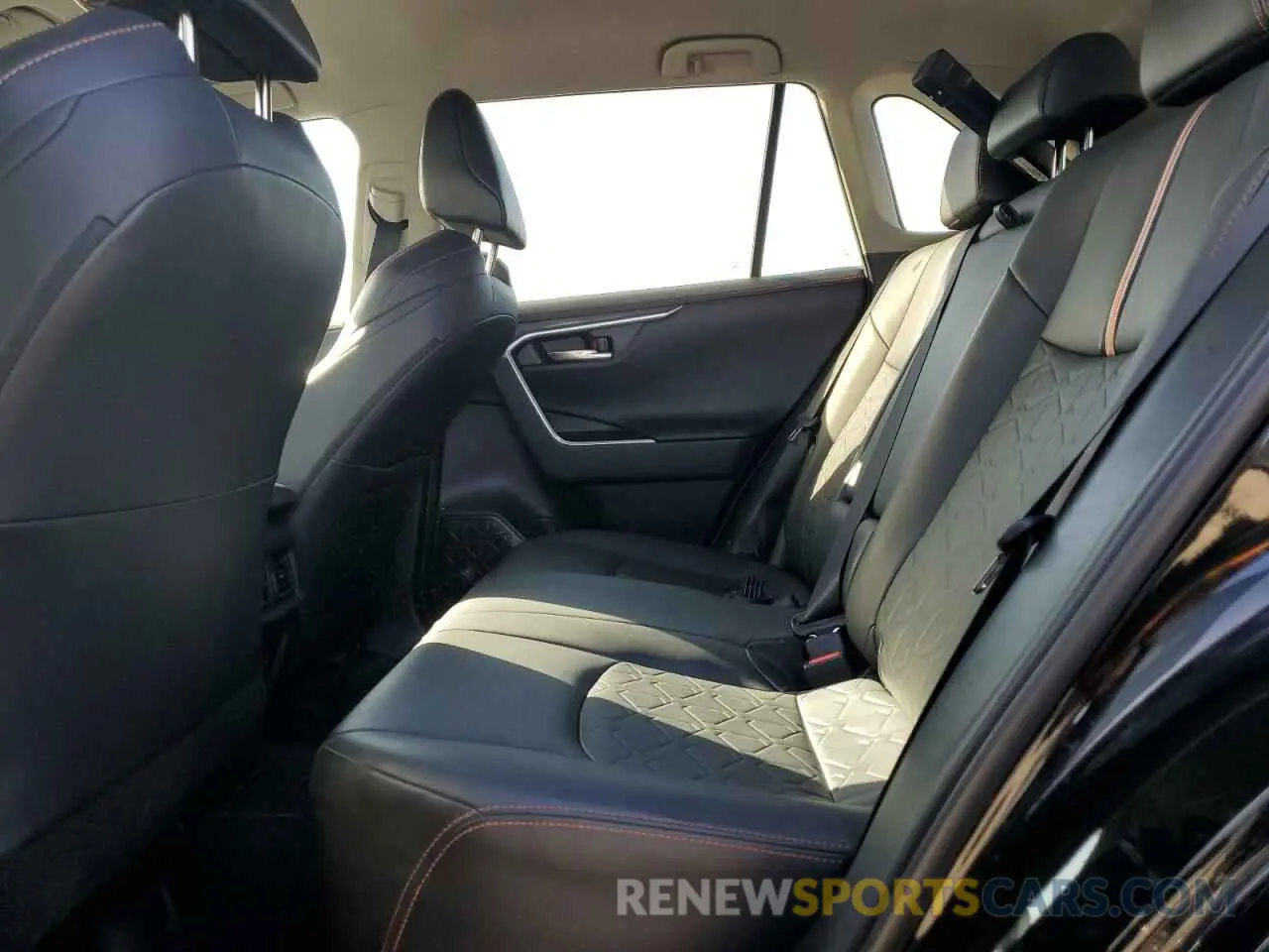 11 Photograph of a damaged car 2T3J1RFV3KW005930 TOYOTA RAV4 2019