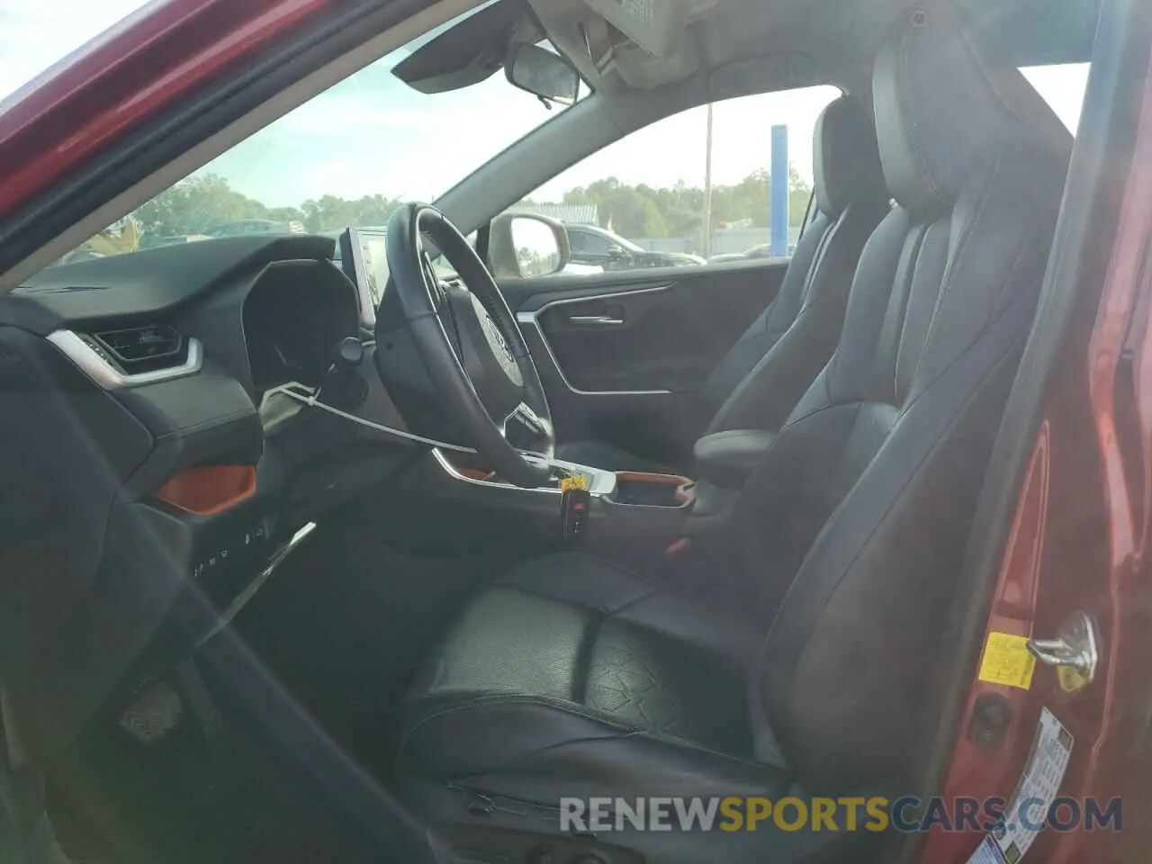 7 Photograph of a damaged car 2T3J1RFV3KW008732 TOYOTA RAV4 2019