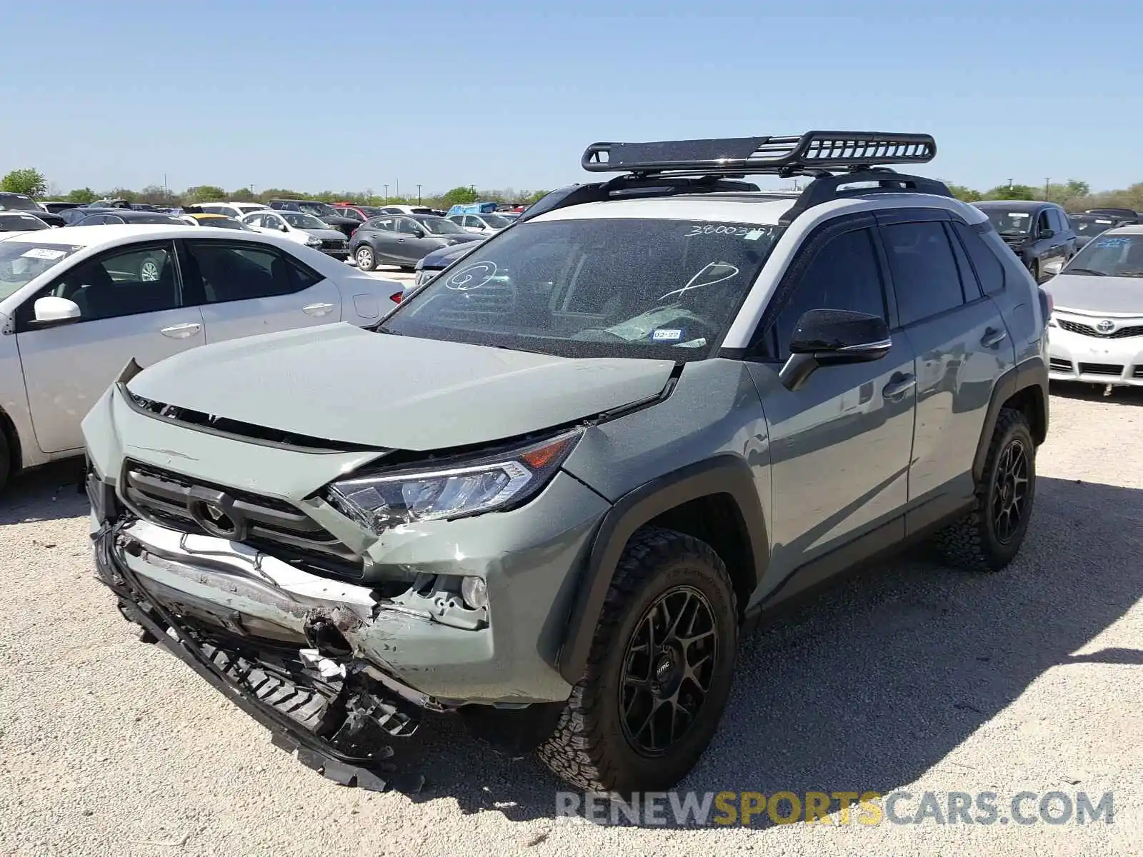 2 Photograph of a damaged car 2T3J1RFV3KW018175 TOYOTA RAV4 2019