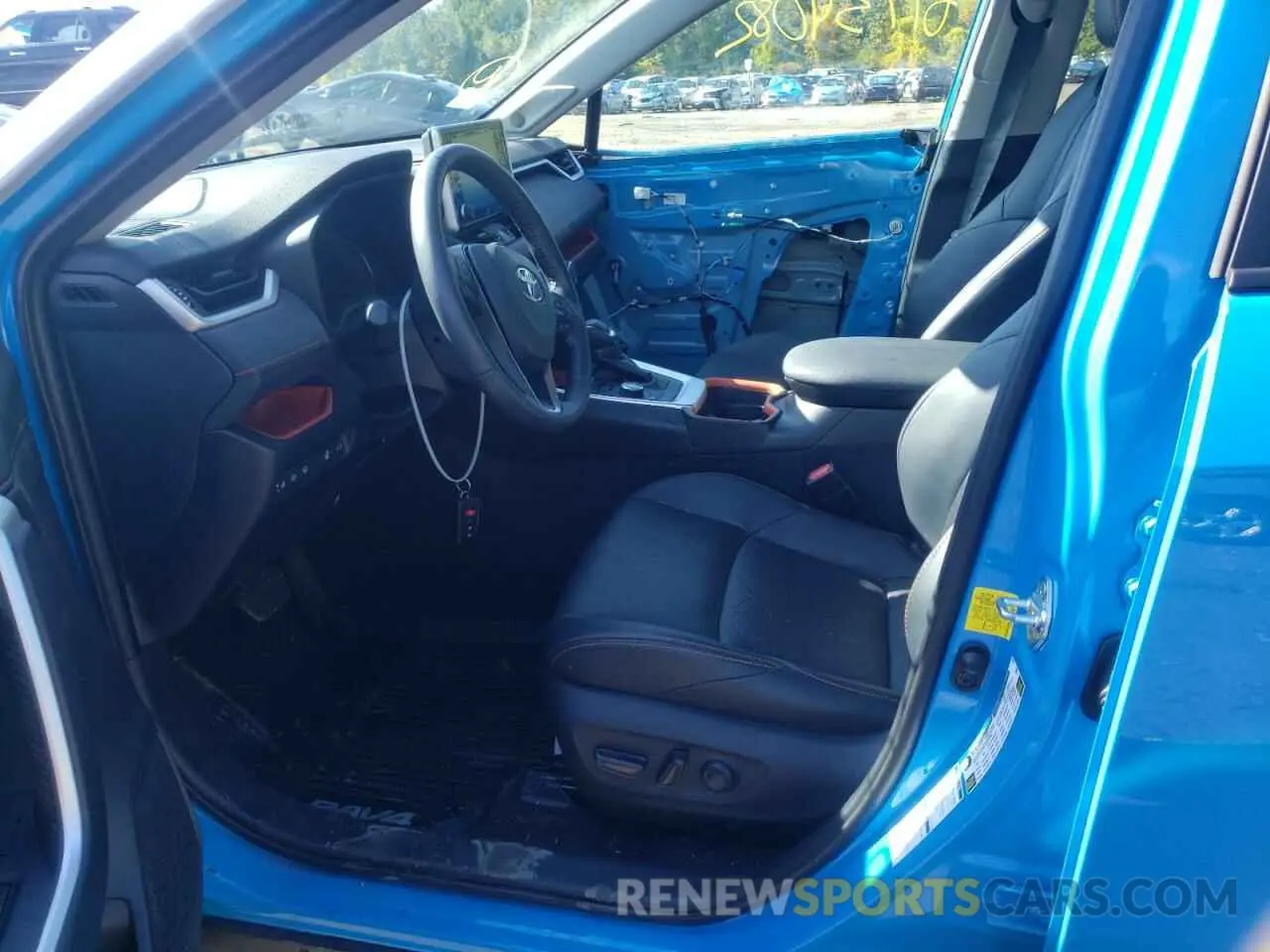 5 Photograph of a damaged car 2T3J1RFV4KC013455 TOYOTA RAV4 2019