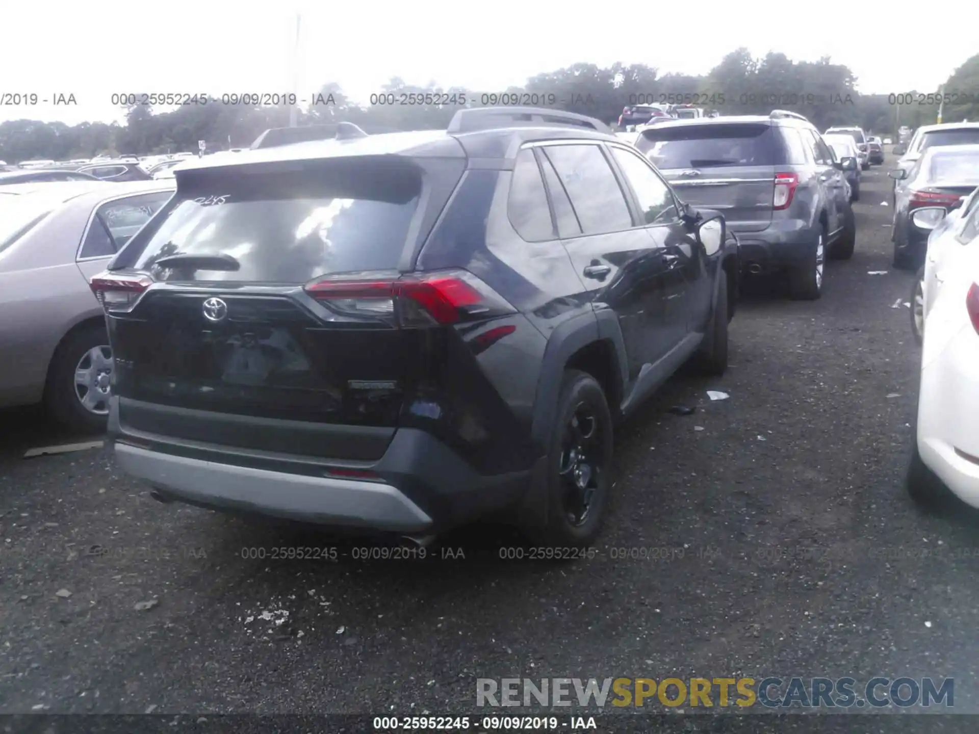 4 Photograph of a damaged car 2T3J1RFV4KW005399 TOYOTA RAV4 2019