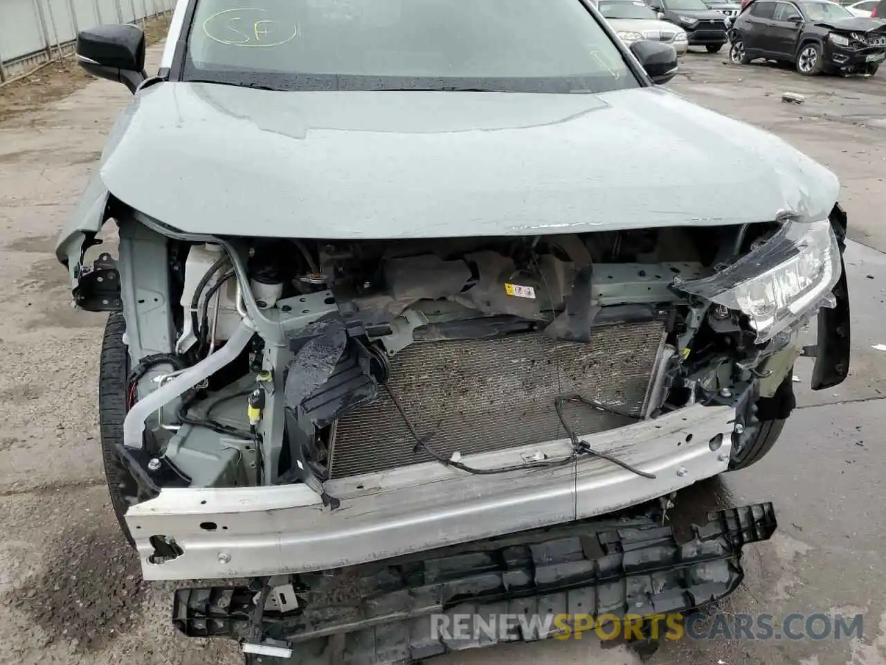 9 Photograph of a damaged car 2T3J1RFV4KW026995 TOYOTA RAV4 2019