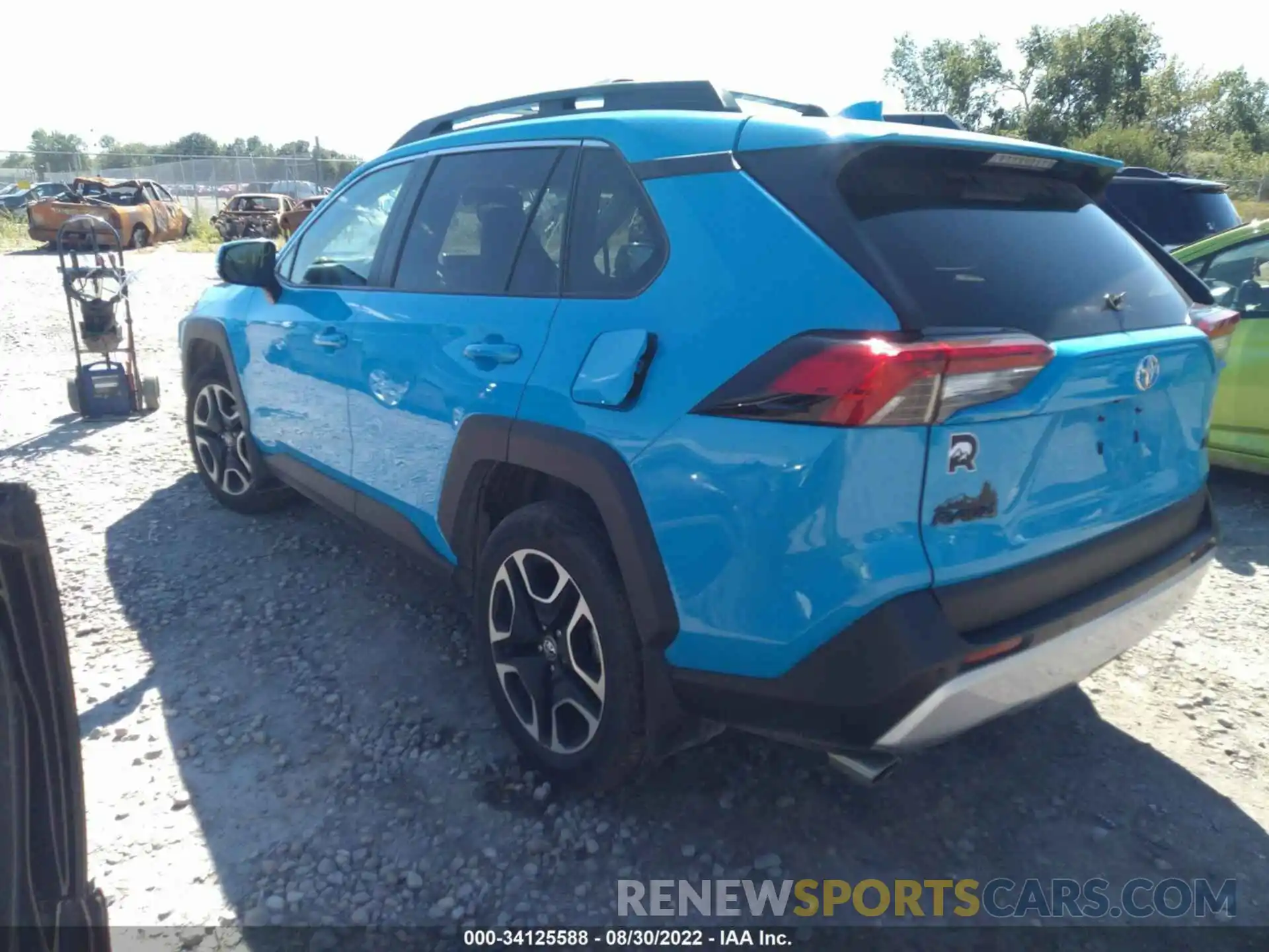 3 Photograph of a damaged car 2T3J1RFV4KW034384 TOYOTA RAV4 2019