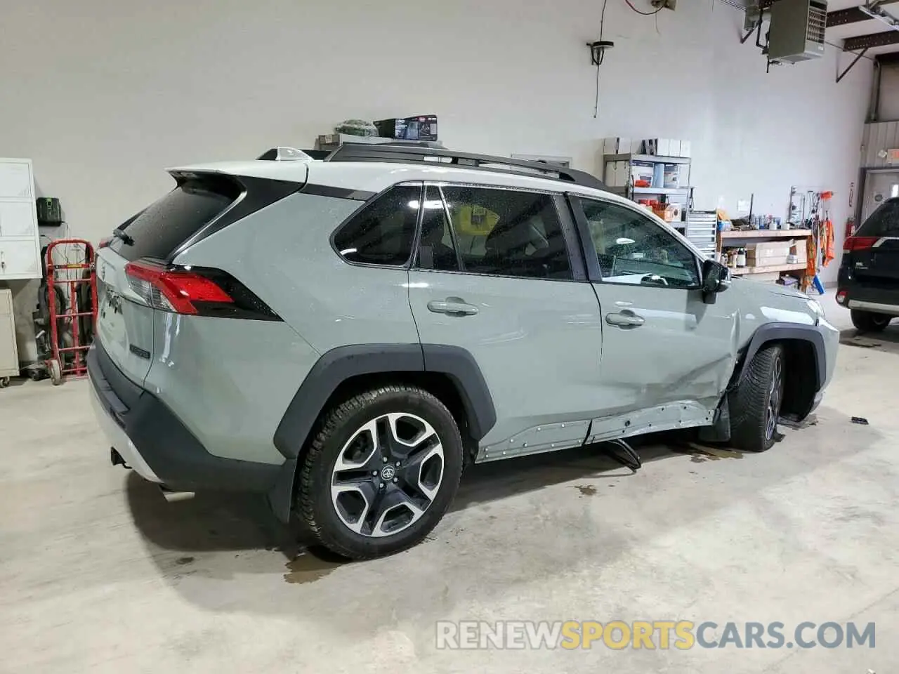 3 Photograph of a damaged car 2T3J1RFV5KC018275 TOYOTA RAV4 2019