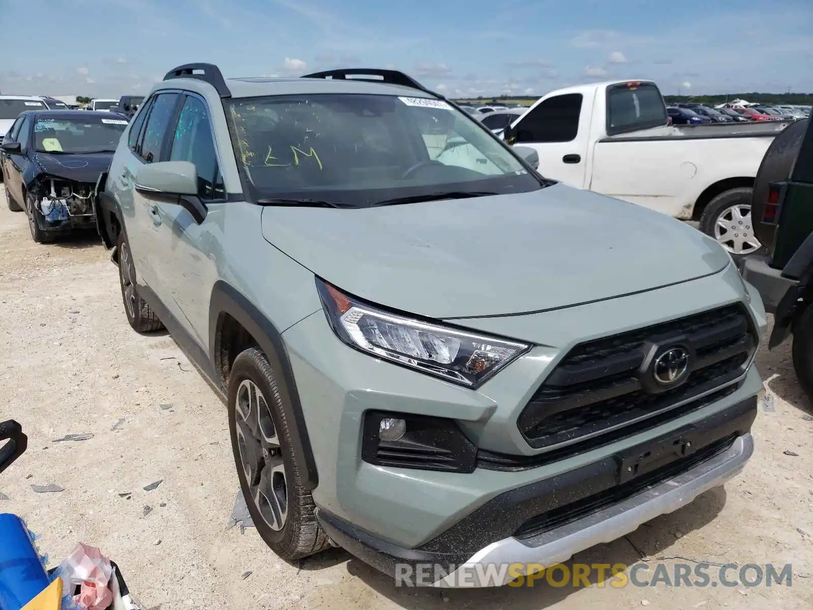 1 Photograph of a damaged car 2T3J1RFV5KC030085 TOYOTA RAV4 2019