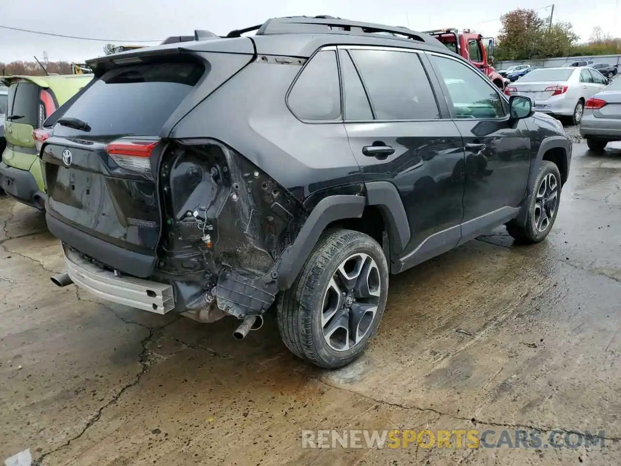 4 Photograph of a damaged car 2T3J1RFV5KC058341 TOYOTA RAV4 2019