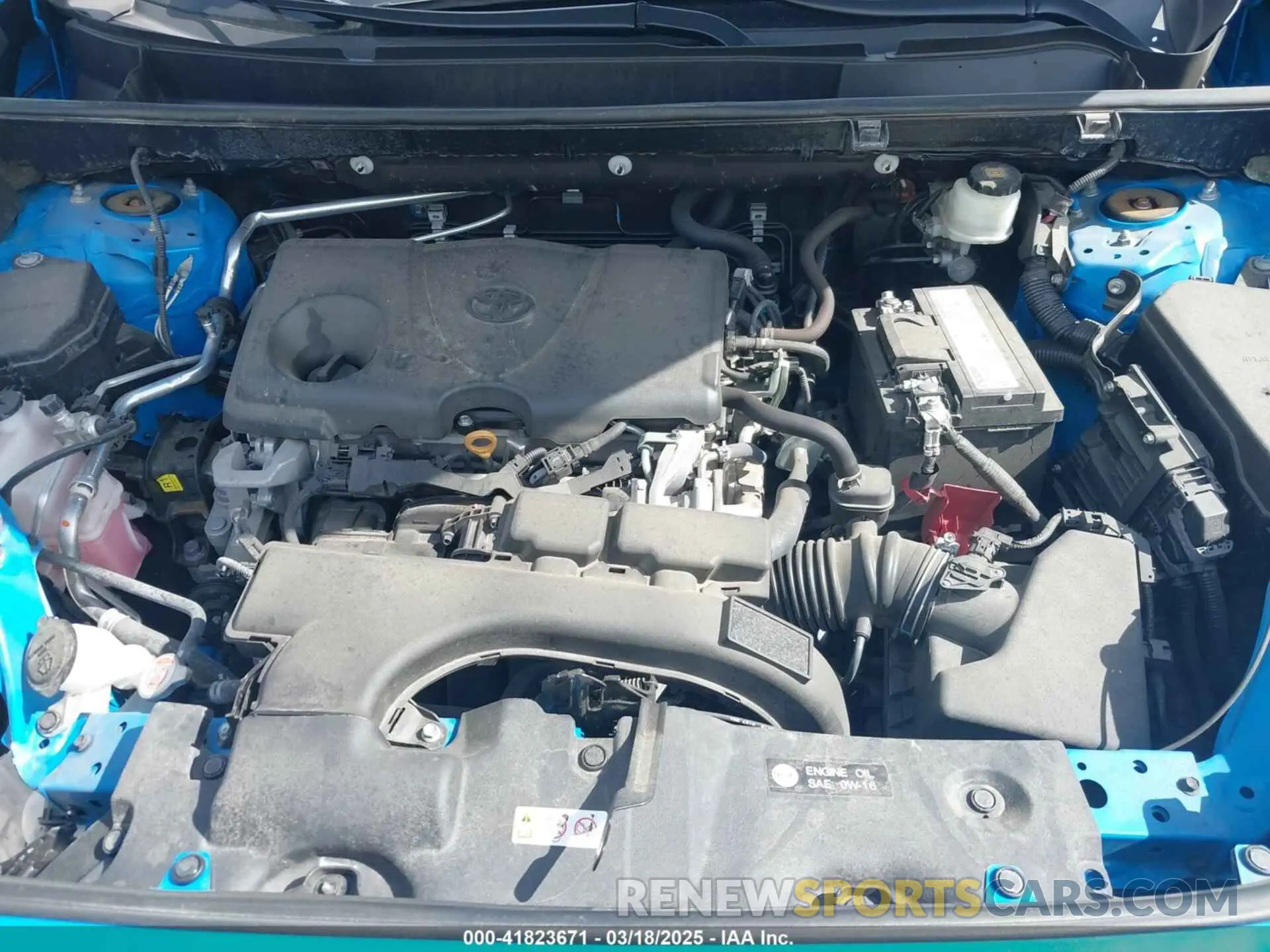 10 Photograph of a damaged car 2T3J1RFV5KW005928 TOYOTA RAV4 2019