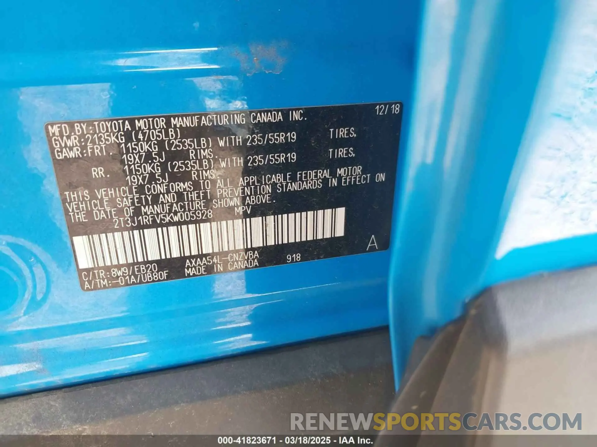 9 Photograph of a damaged car 2T3J1RFV5KW005928 TOYOTA RAV4 2019