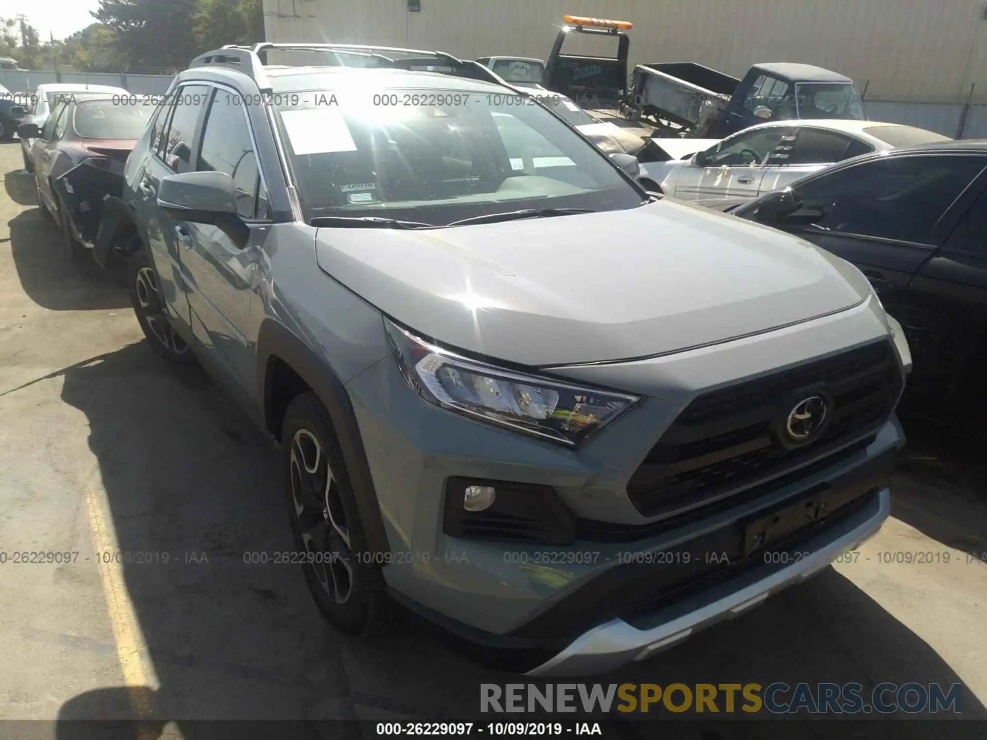 1 Photograph of a damaged car 2T3J1RFV5KW011244 TOYOTA RAV4 2019