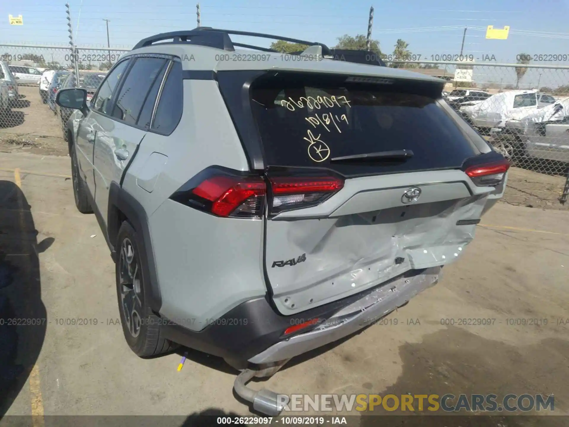 3 Photograph of a damaged car 2T3J1RFV5KW011244 TOYOTA RAV4 2019