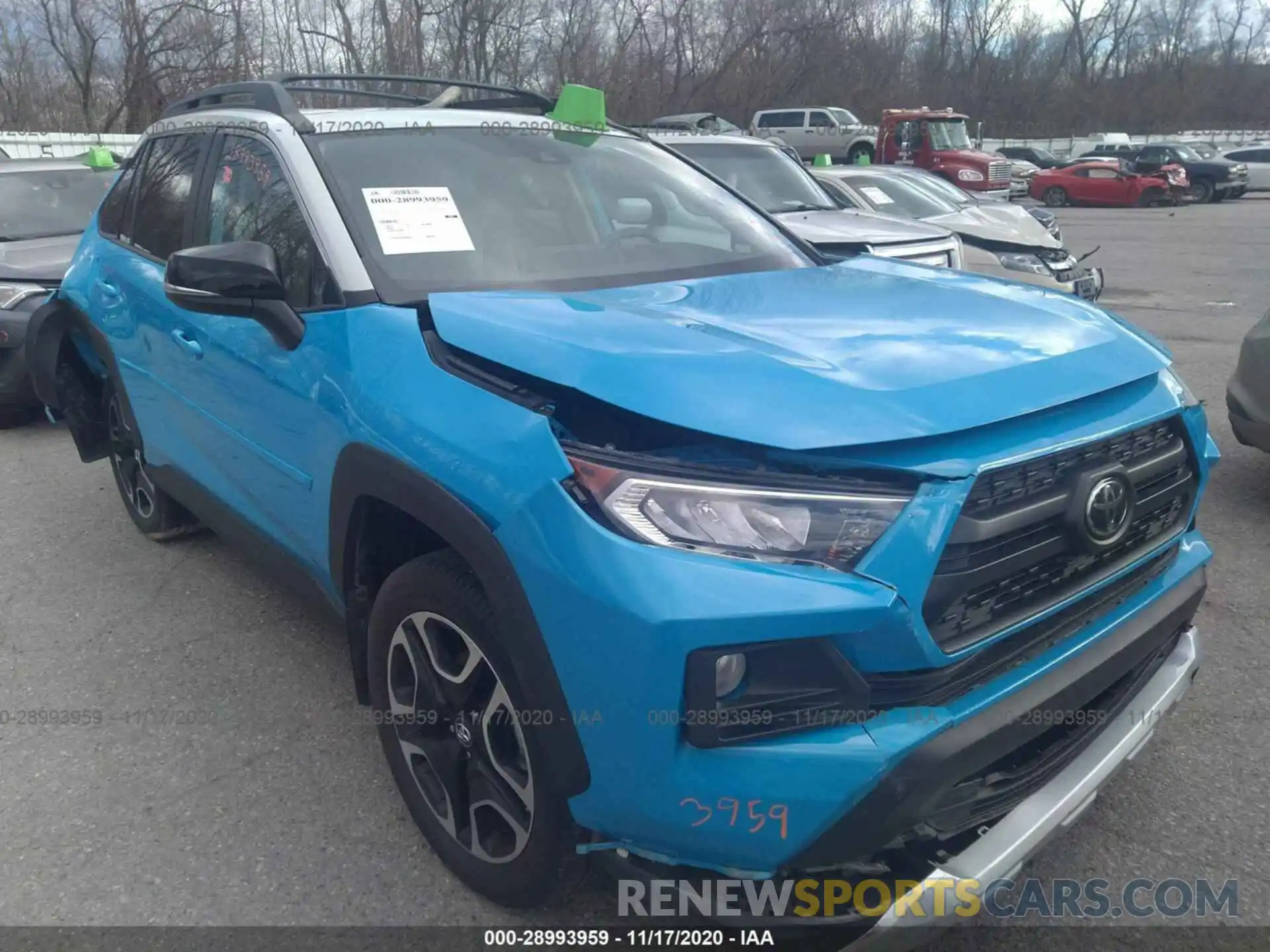 1 Photograph of a damaged car 2T3J1RFV5KW021532 TOYOTA RAV4 2019