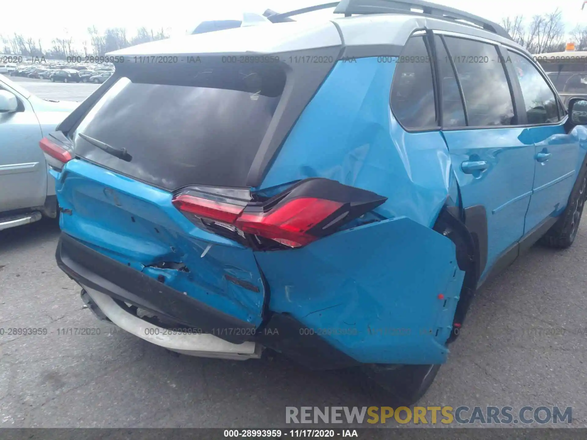 6 Photograph of a damaged car 2T3J1RFV5KW021532 TOYOTA RAV4 2019