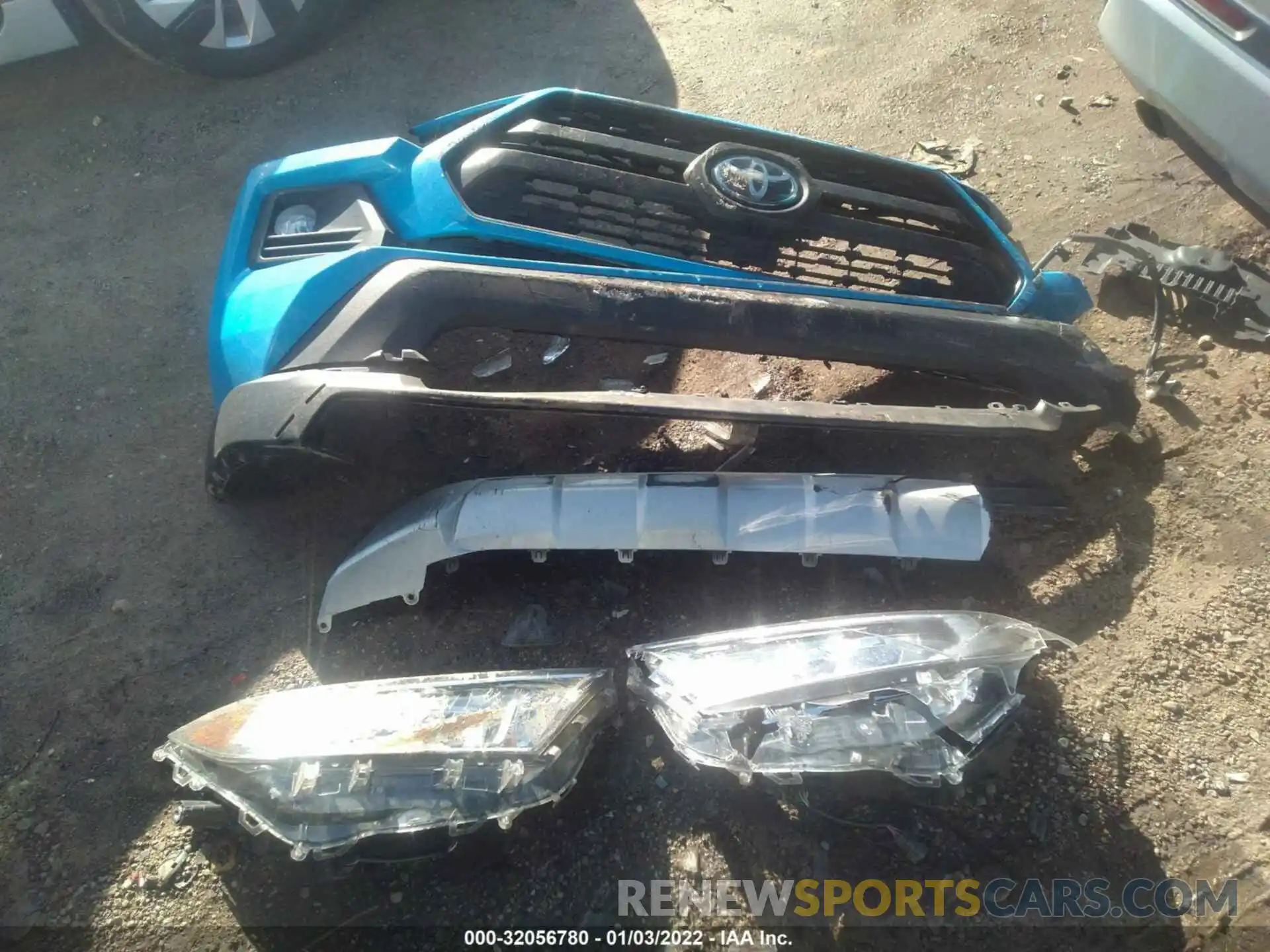 12 Photograph of a damaged car 2T3J1RFV5KW024513 TOYOTA RAV4 2019