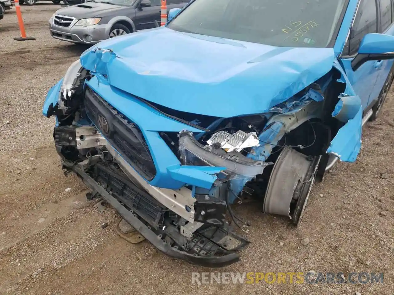 9 Photograph of a damaged car 2T3J1RFV6KC055772 TOYOTA RAV4 2019