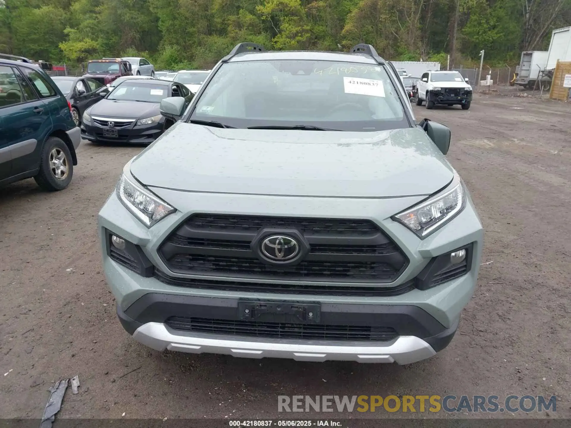 12 Photograph of a damaged car 2T3J1RFV6KW006442 TOYOTA RAV4 2019