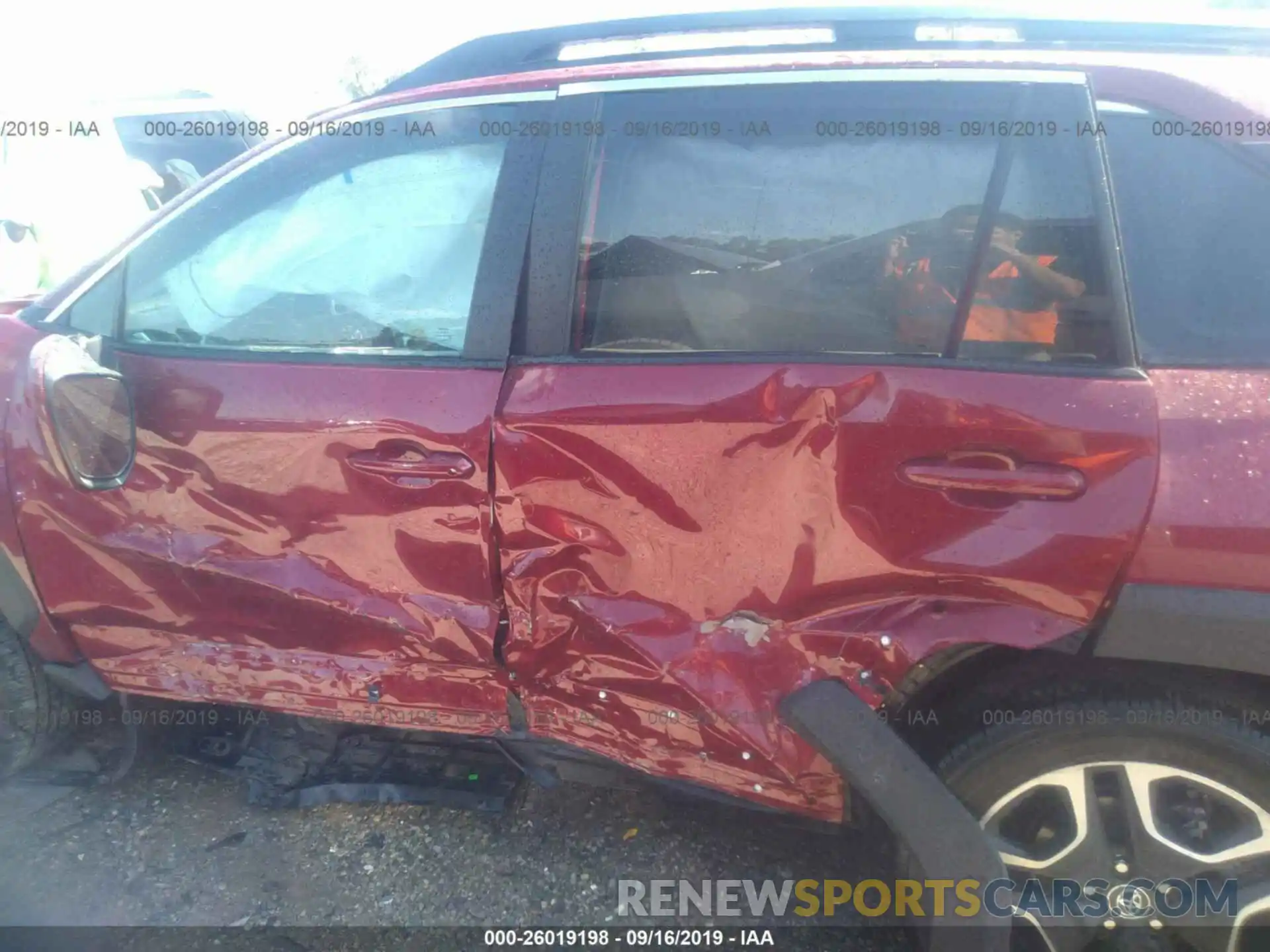 6 Photograph of a damaged car 2T3J1RFV6KW030093 TOYOTA RAV4 2019