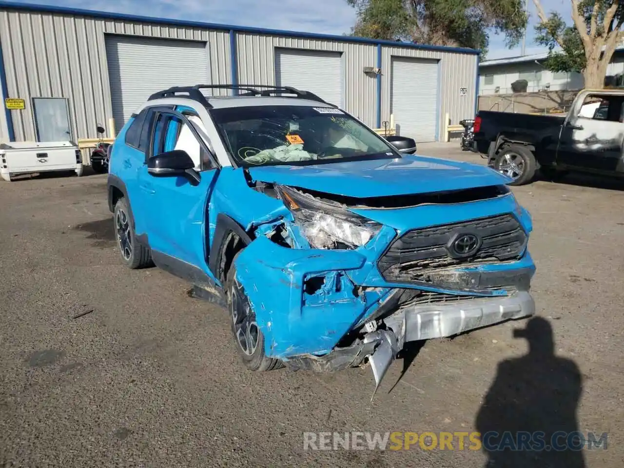 9 Photograph of a damaged car 2T3J1RFV7KC011358 TOYOTA RAV4 2019