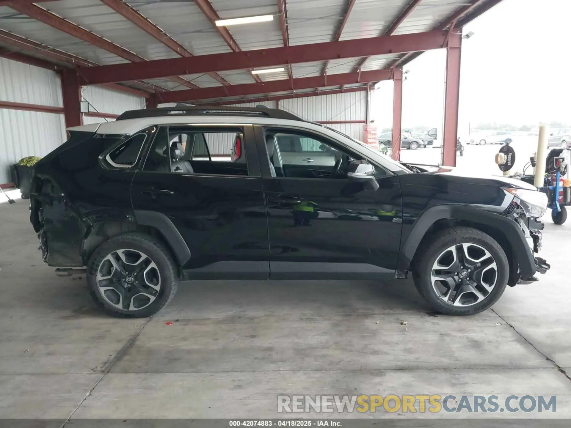 14 Photograph of a damaged car 2T3J1RFV7KC019914 TOYOTA RAV4 2019