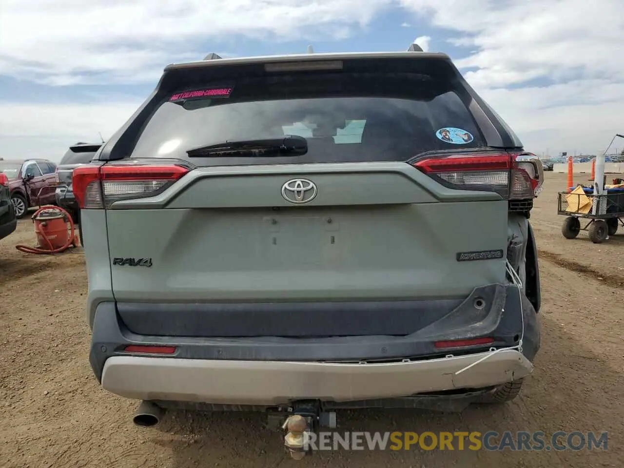6 Photograph of a damaged car 2T3J1RFV7KC046028 TOYOTA RAV4 2019