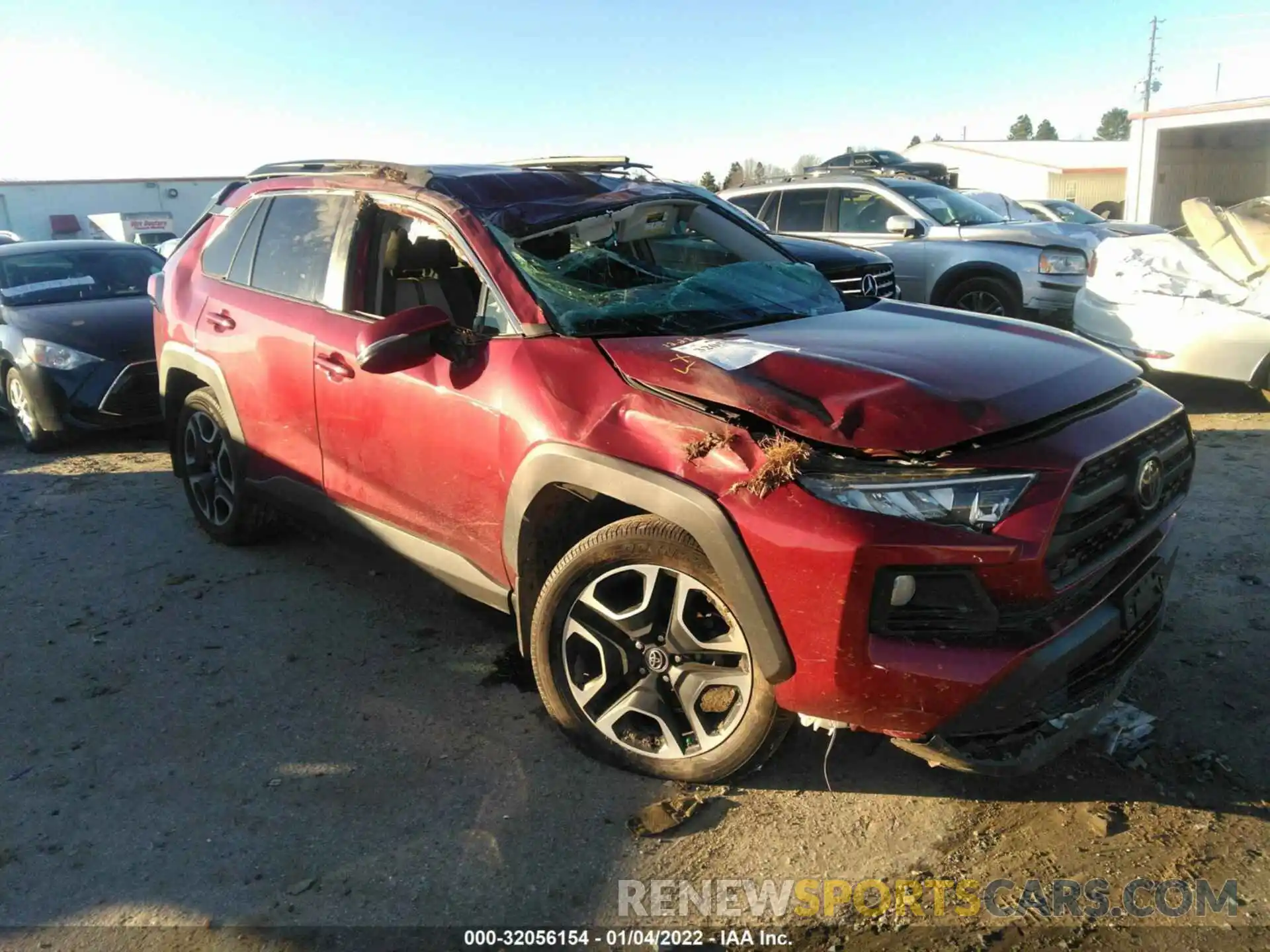 1 Photograph of a damaged car 2T3J1RFV7KW019832 TOYOTA RAV4 2019