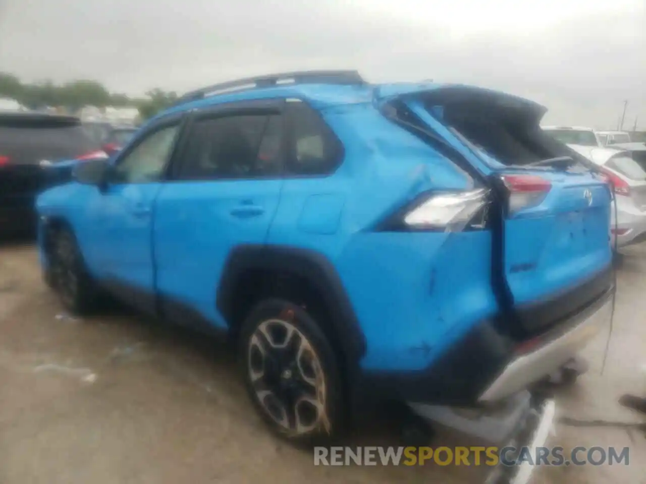 3 Photograph of a damaged car 2T3J1RFV7KW022519 TOYOTA RAV4 2019