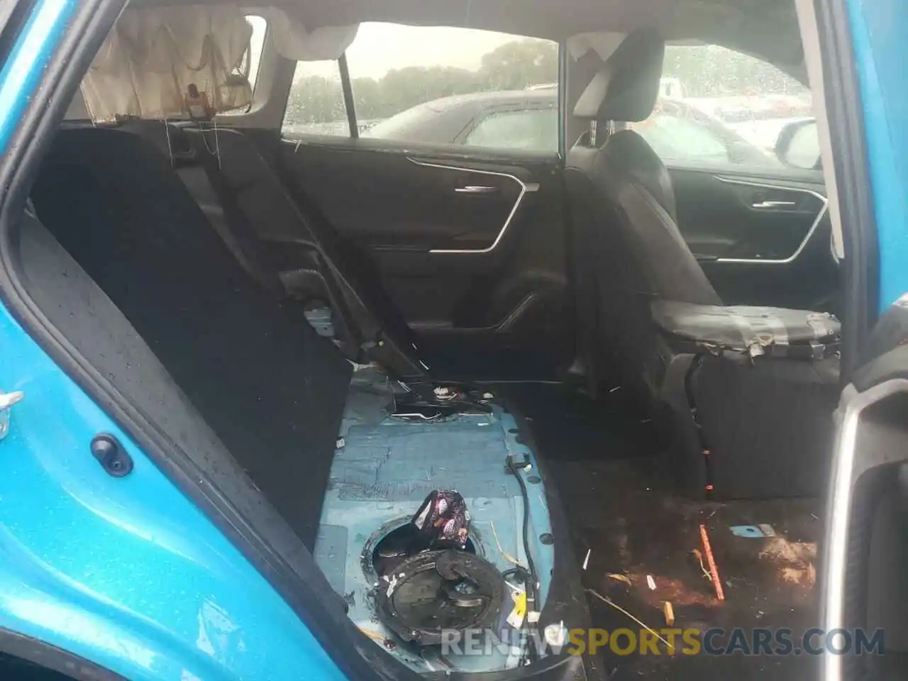 6 Photograph of a damaged car 2T3J1RFV7KW022519 TOYOTA RAV4 2019