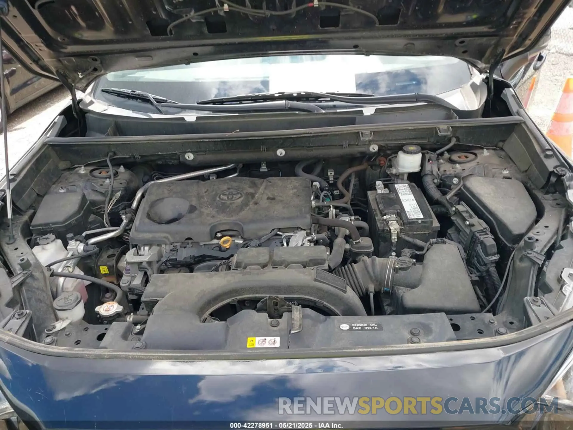 10 Photograph of a damaged car 2T3J1RFV7KW024352 TOYOTA RAV4 2019