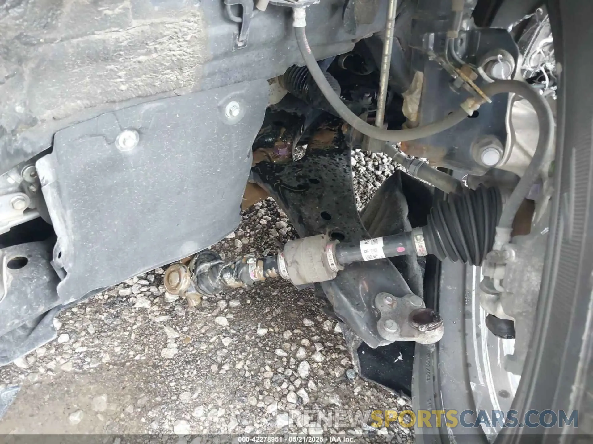 16 Photograph of a damaged car 2T3J1RFV7KW024352 TOYOTA RAV4 2019