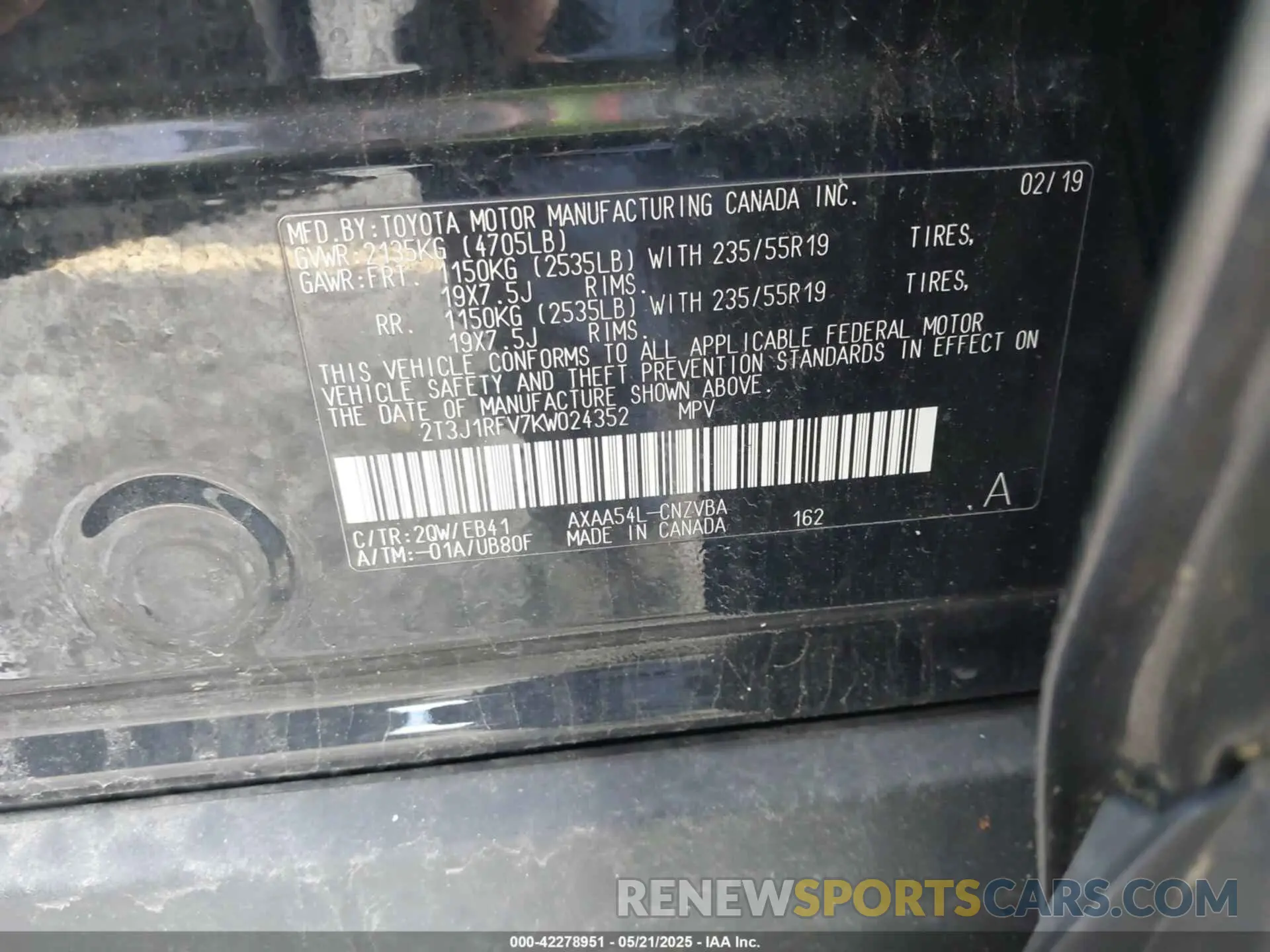 9 Photograph of a damaged car 2T3J1RFV7KW024352 TOYOTA RAV4 2019