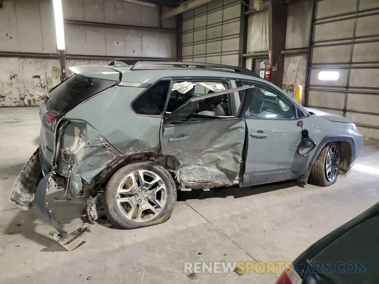 3 Photograph of a damaged car 2T3J1RFV7KW028143 TOYOTA RAV4 2019