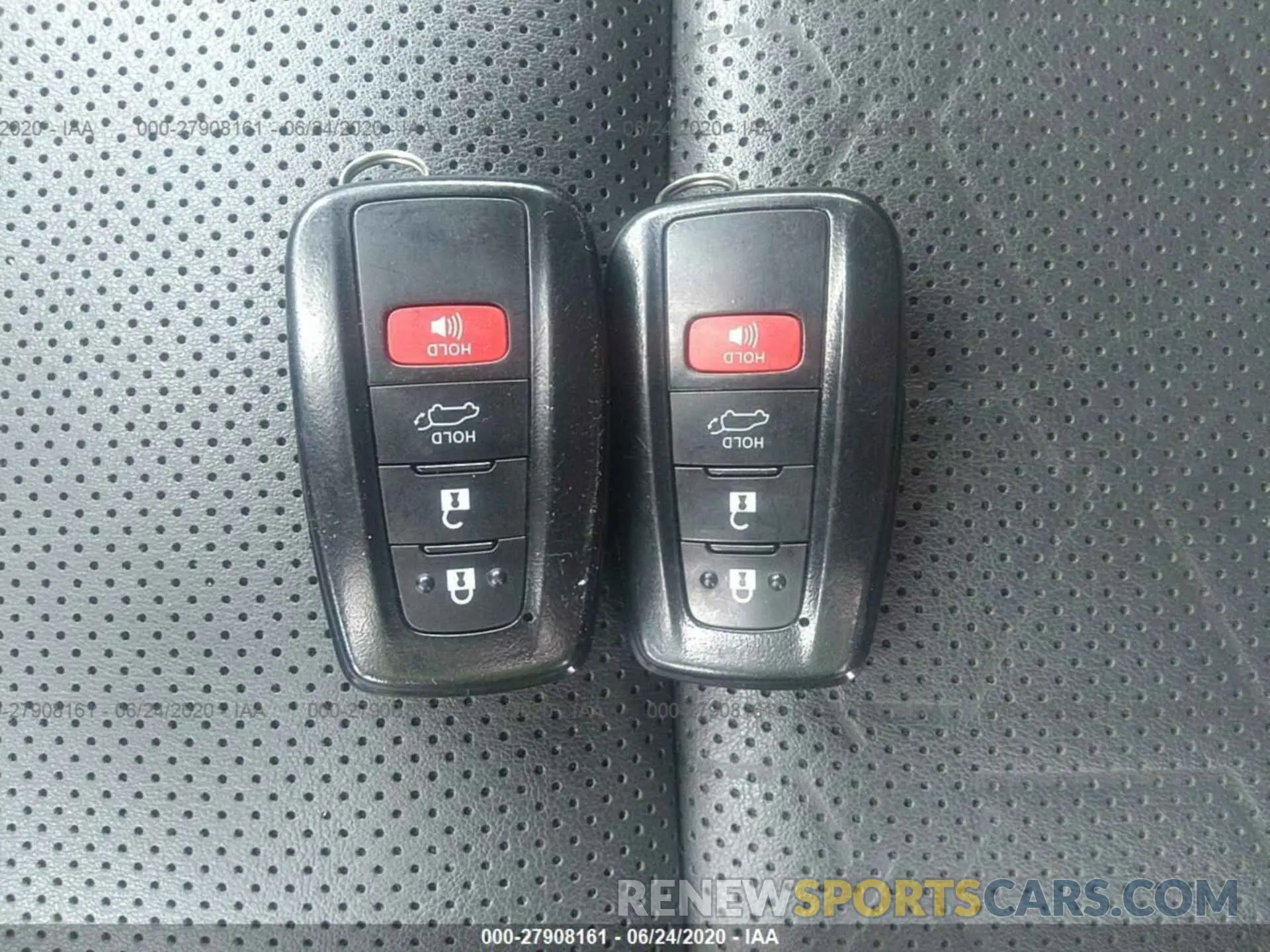11 Photograph of a damaged car 2T3J1RFV7KW043533 TOYOTA RAV4 2019