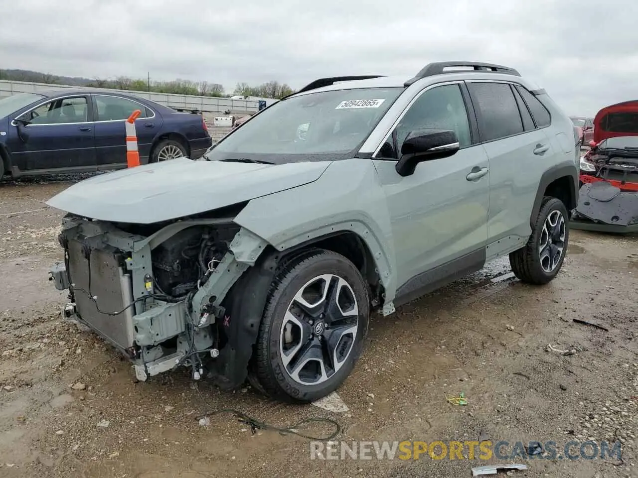 1 Photograph of a damaged car 2T3J1RFV8KC020571 TOYOTA RAV4 2019