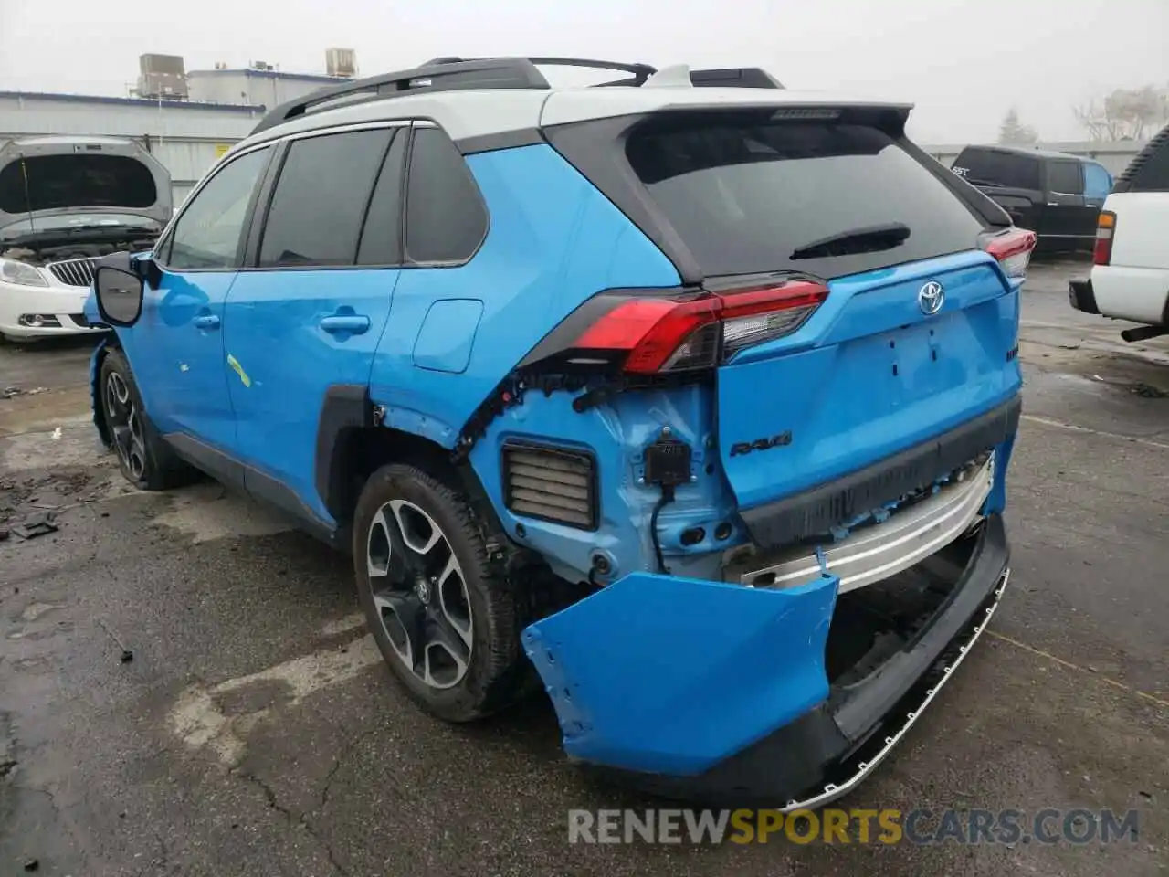 3 Photograph of a damaged car 2T3J1RFV8KC047690 TOYOTA RAV4 2019