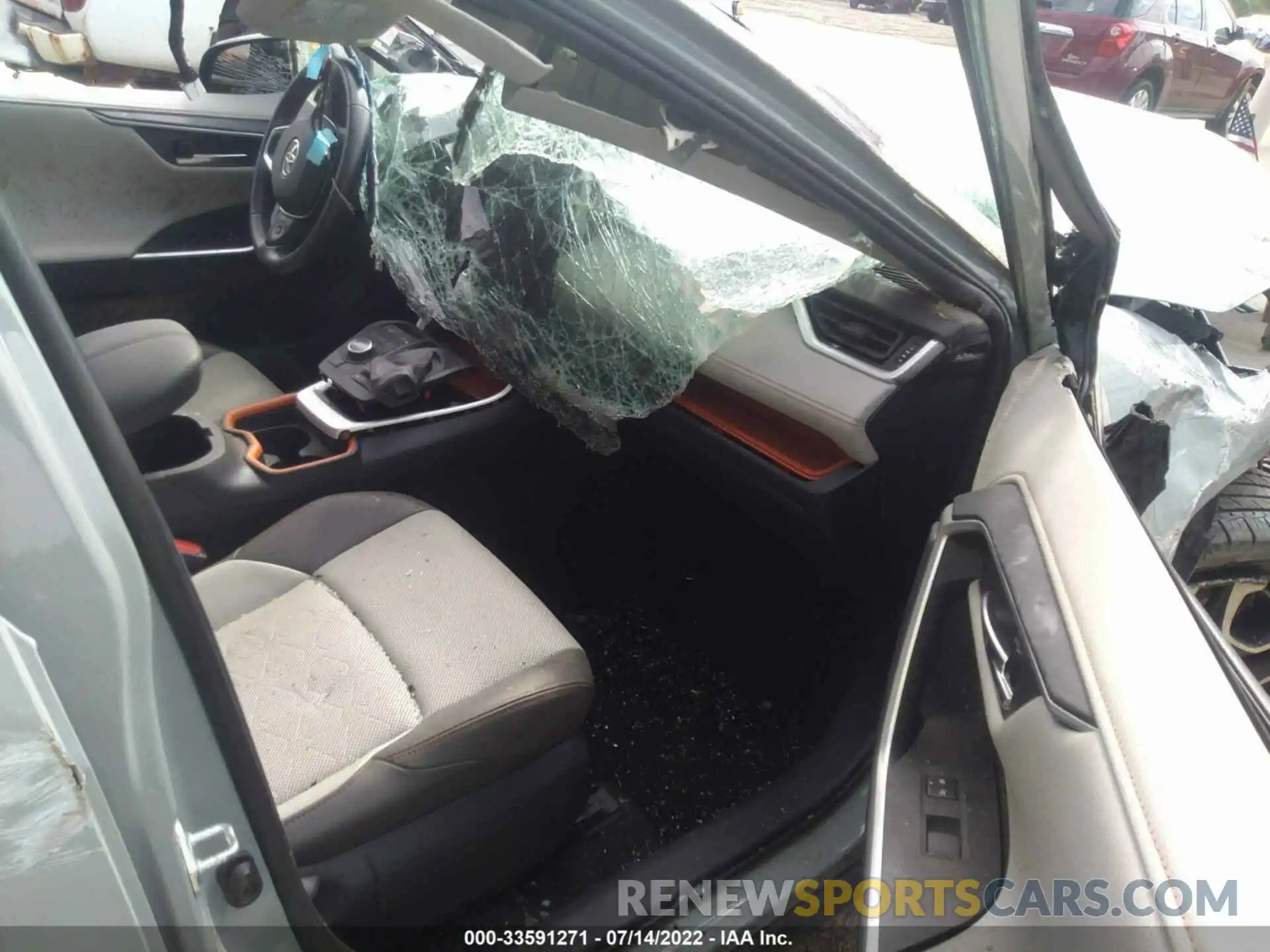 5 Photograph of a damaged car 2T3J1RFV8KW002974 TOYOTA RAV4 2019