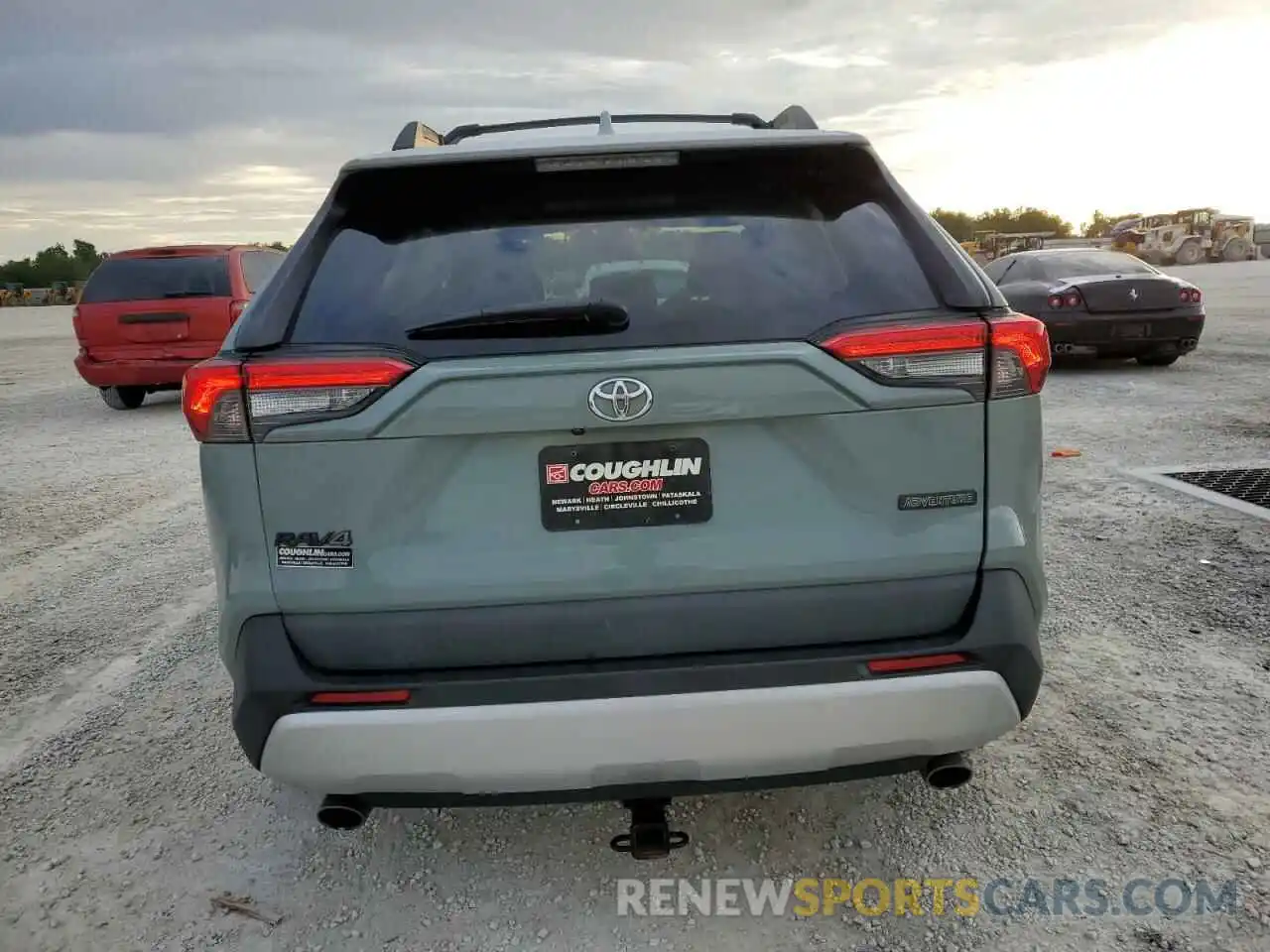 6 Photograph of a damaged car 2T3J1RFV8KW003901 TOYOTA RAV4 2019