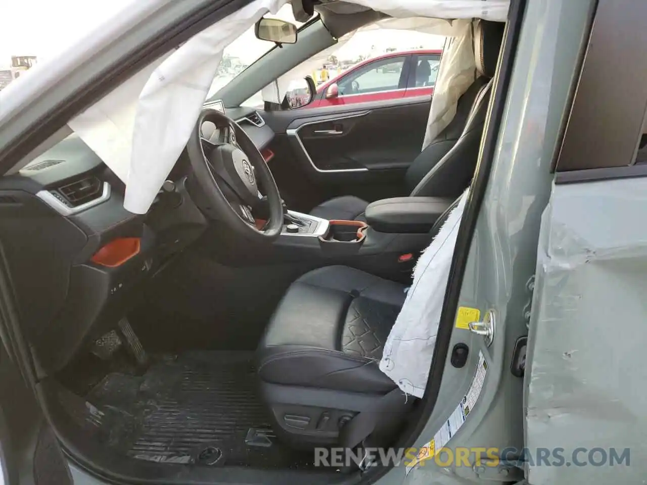 7 Photograph of a damaged car 2T3J1RFV8KW003901 TOYOTA RAV4 2019