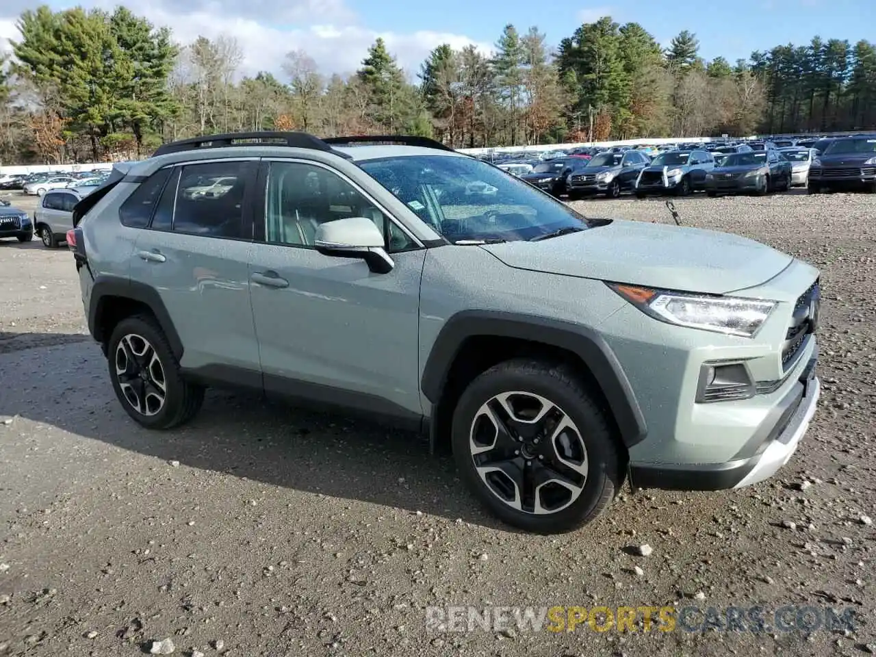 4 Photograph of a damaged car 2T3J1RFV8KW004370 TOYOTA RAV4 2019