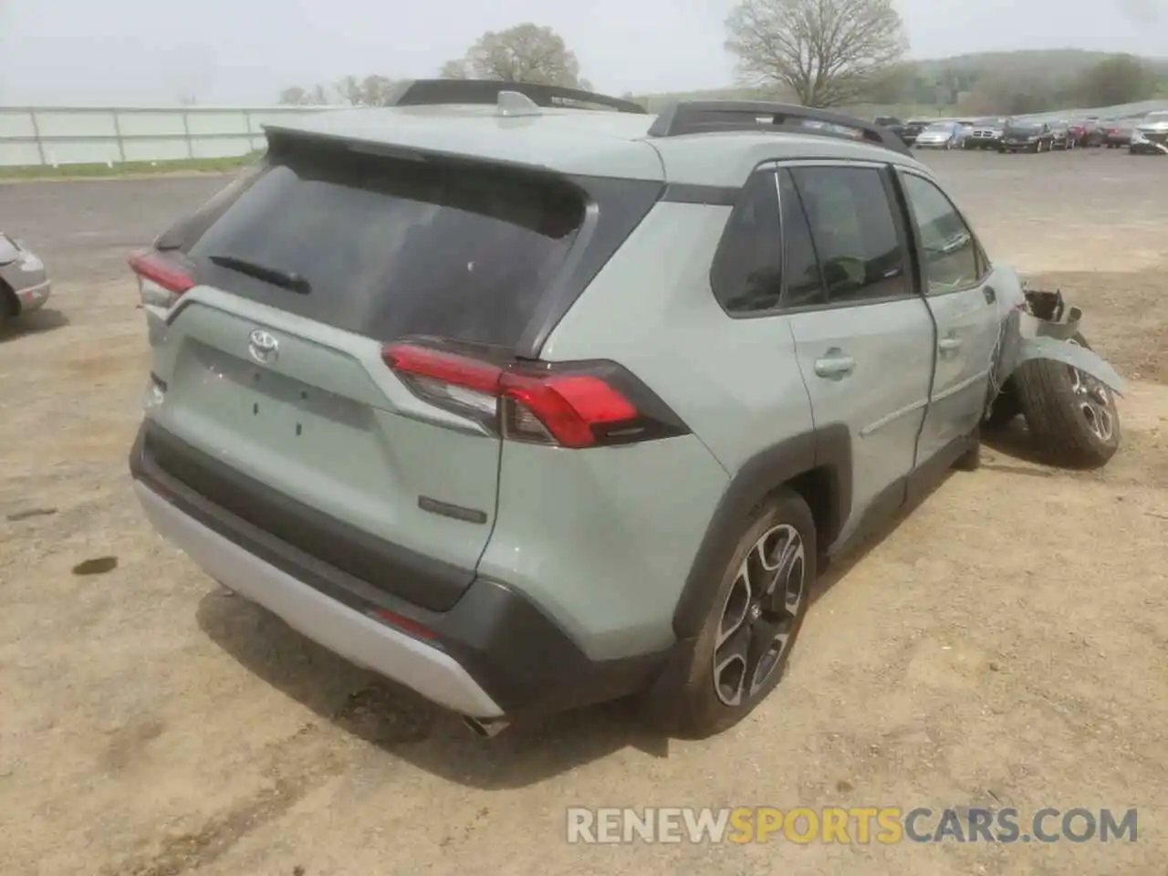 4 Photograph of a damaged car 2T3J1RFV8KW008984 TOYOTA RAV4 2019