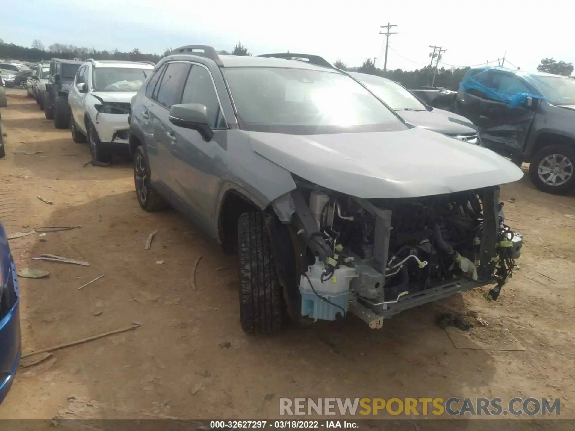 1 Photograph of a damaged car 2T3J1RFV8KW013831 TOYOTA RAV4 2019