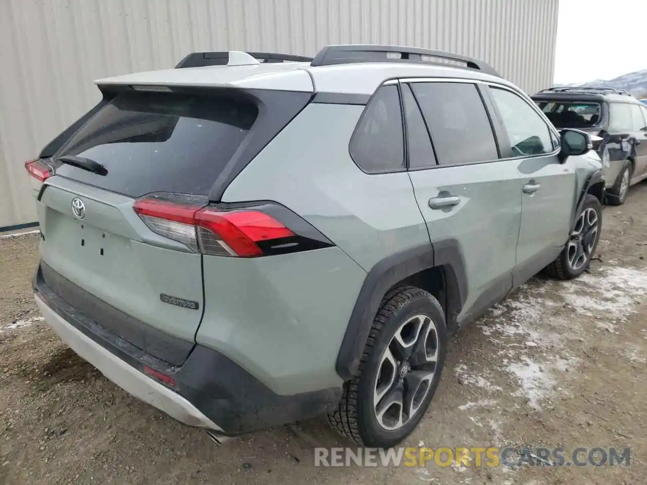 4 Photograph of a damaged car 2T3J1RFV8KW034632 TOYOTA RAV4 2019